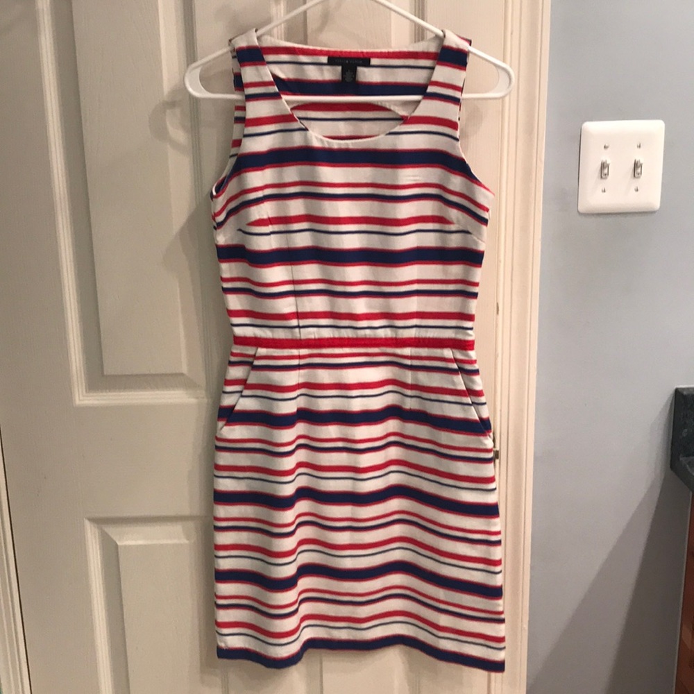 Perfect July 4th dress for the office or BBQ!